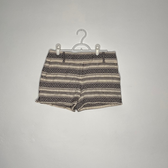 Ann Taylor Loft size 2 shorts - Picture 2 of 7